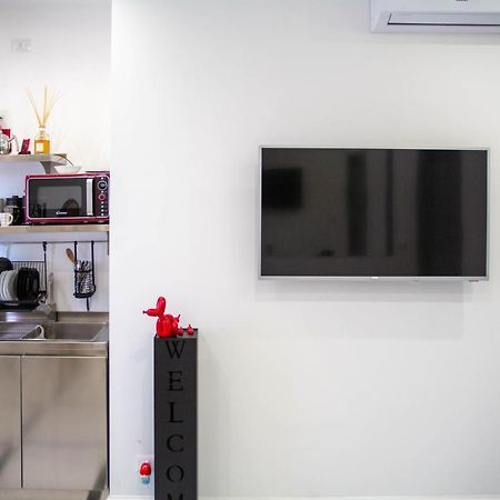 Flyhouse Fiumicino Bed and Breakfast Buitenkant foto